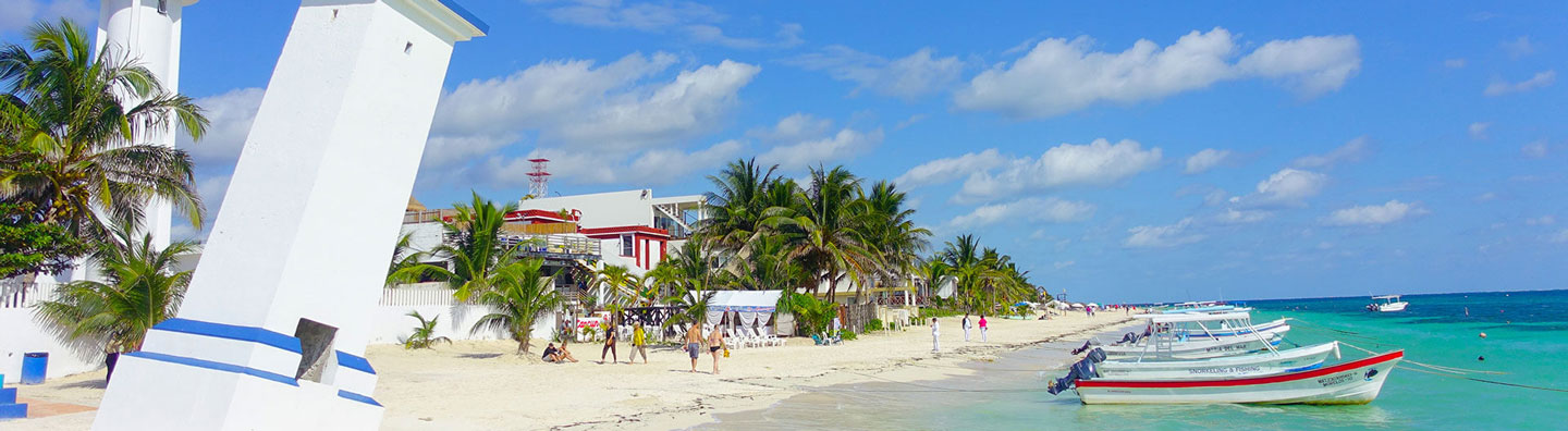 The beaches of Puerto Morelos are warm and welcoming